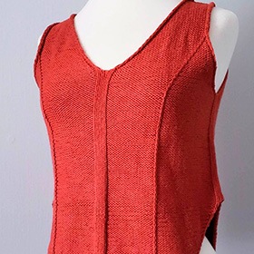 Cropped v-neck tank